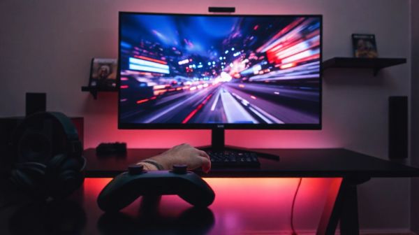 Top 7 moniteurs 2023: choix incontournables pour les gamers